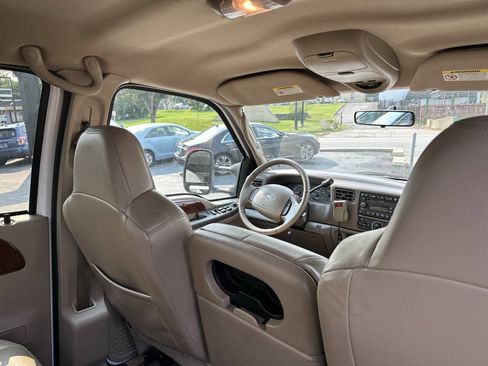 Used 2003 Ford F250 Lariat RWD image 14
