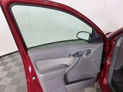 Used 2003 Ford Focus ZTS image 11