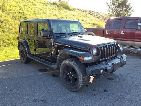 Used 2020 Jeep Wrangler Unlimited Sahara AWD/4WD image 10