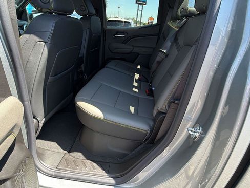 New 2026 Chevrolet Colorado ZR2 w/ Technology Package AWD/4WD image 17