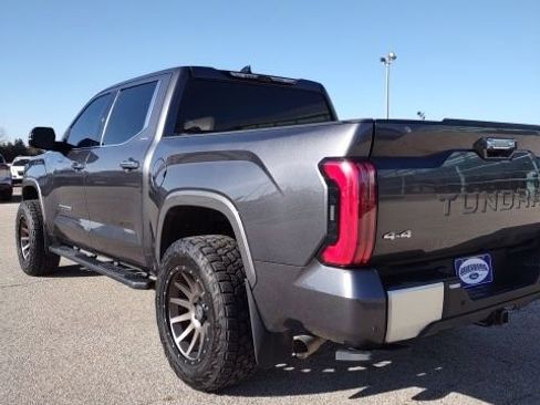 Used 2023 Toyota Tundra Limited AWD/4WD image 3