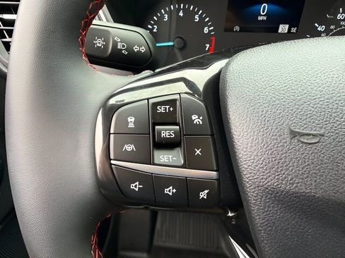 Certified 2021 Ford Escape SEL w/ SEL Stealth AWD Package image 18