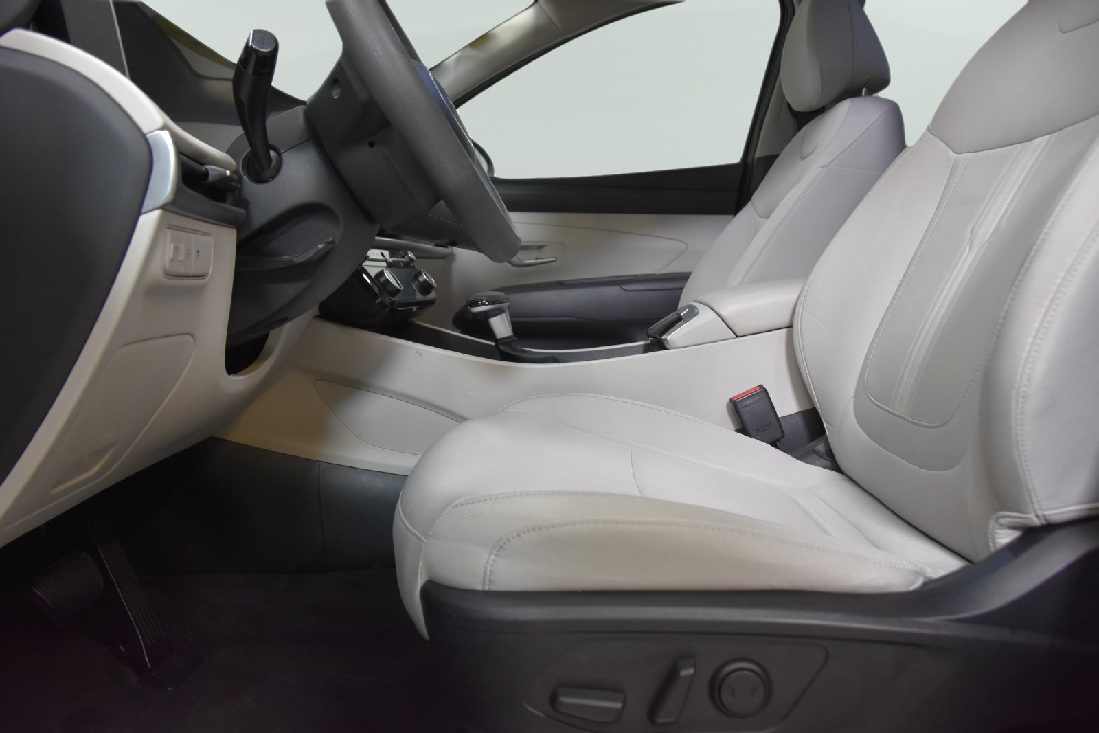 Used 2025 Hyundai Tucson SEL FWD image 10