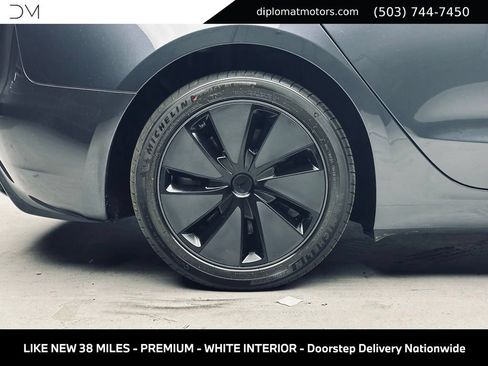 Used 2026 Tesla Model 3 RWD image 36