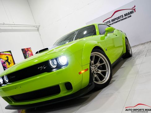 Used 2023 Dodge Challenger R/T Scat Pack image 41