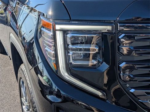 New 2026 GMC Sierra 1500 Denali Ultimate w/ LPO, Black Badging Package image 10
