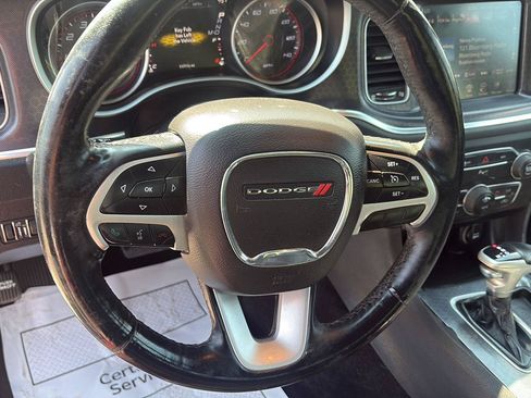 Used 2015 Dodge Charger SXT w/ AWD Plus Group image 16