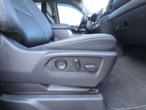 Used 2022 GMC Sierra 1500 SLT w/ SLT Convenience Package image 20