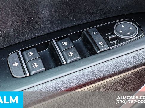 Used 2025 Kia Soul LX image 46