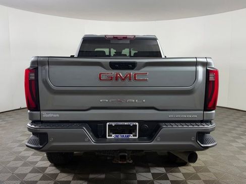 Used 2024 GMC Sierra 2500 Denali w/ Denali Reserve Package AWD/4WD image 7