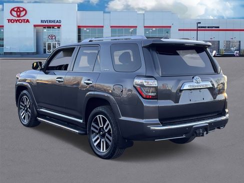 Used 2019 Toyota 4Runner Limited image 11