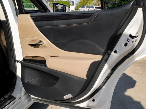 Used 2019 Lexus ES 350 image 50