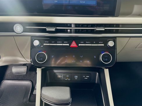 New 2026 Hyundai Tucson SEL image 13