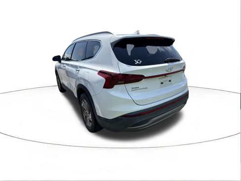 Used 2023 Hyundai Santa Fe SEL FWD image 3