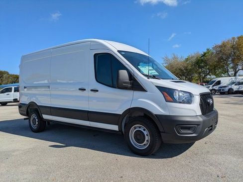New 2026 Ford Transit 250 148 Medium Roof w/ Load Area Protection Package image 7