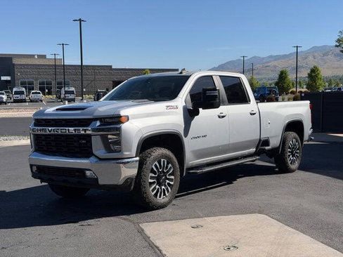 Used 2023 Chevrolet Silverado 2500 LT w/ Convenience Package AWD/4WD image 6