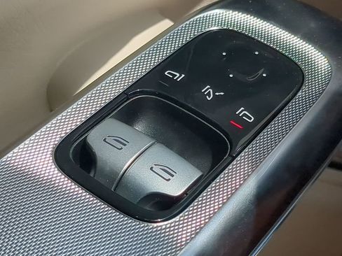 Certified 2024 Mercedes-Benz CLE 300 4MATIC Coupe image 11