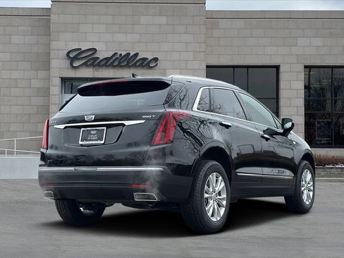New 2025 Cadillac XT5 Luxury image 3