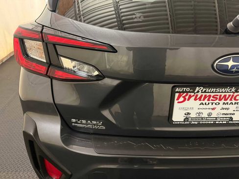 Certified 2024 Subaru Crosstrek 2.0i Premium image 17