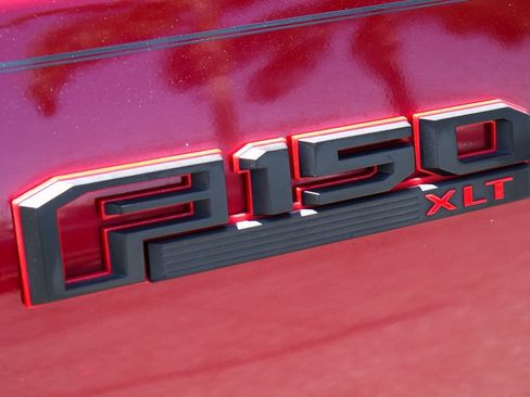 Used 2018 Ford F150 XLT w/ Equipment Group 302A Luxury image 42