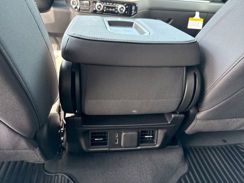 New 2026 GMC Sierra 2500 SLE AWD/4WD image 44