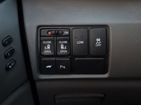 Used 2017 Honda Odyssey Touring Elite image 27