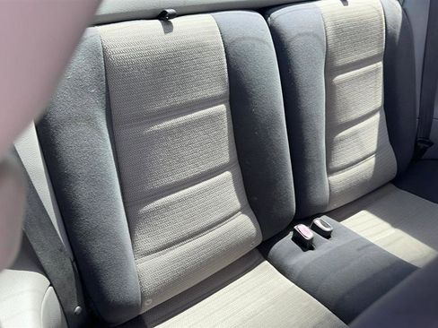 Used 2004 Ford Mustang Coupe image 22