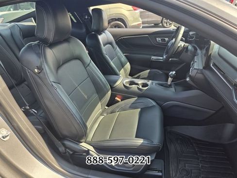 Used 2025 Ford Mustang GT Premium RWD image 21