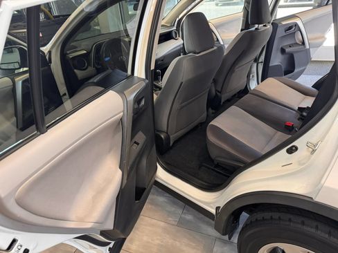 Used 2013 Toyota RAV4 XLE AWD/4WD image 28