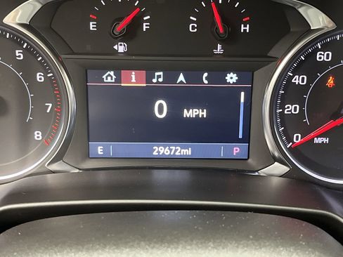 Certified 2024 Chevrolet Blazer LT w/ Convenience Package image 15