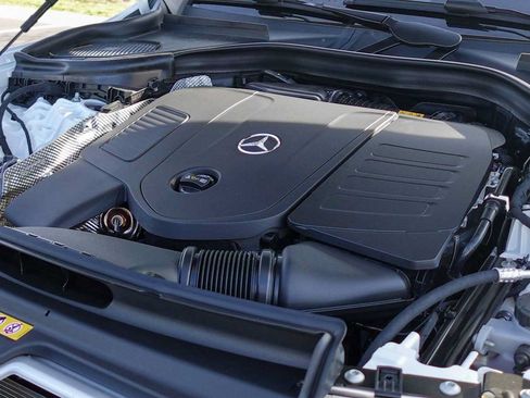 Used 2026 Mercedes-Benz GLC 300 4MATIC image 45