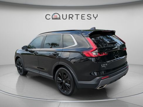 Used 2024 Honda CR-V Sport Touring image 5