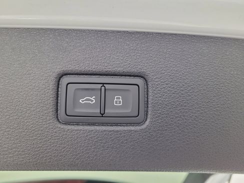 New 2026 Audi Q7 2.0T Premium image 10