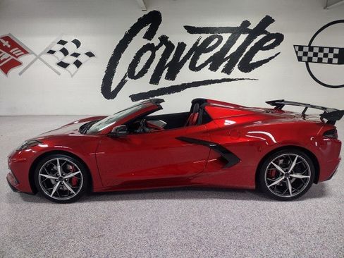 Used 2021 Chevrolet Corvette Stingray Preferred Conv w/ Z51 Performance Package RWD image 11