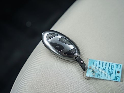 Certified 2025 Hyundai Tucson SE image 38