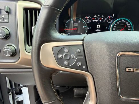 Used 2017 GMC Sierra 2500 Denali w/ Duramax Plus Package AWD/4WD image 24