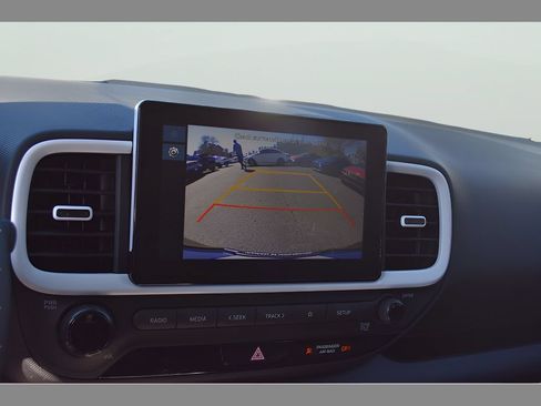 New 2026 Hyundai Venue SEL FWD image 25