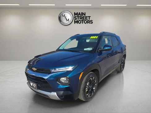 Used 2021 Chevrolet TrailBlazer LT w/ Convenience Package image 8