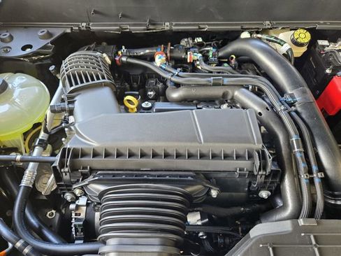 New 2025 Ford Maverick Lariat w/ 4K Tow Package AWD/4WD image 22