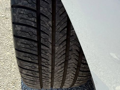 Used 2014 Chevrolet Corvette Stingray Coupe w/ Battery Protection Package image 21