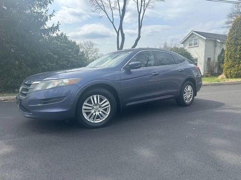 Used 2012 Honda Crosstour EX image 4