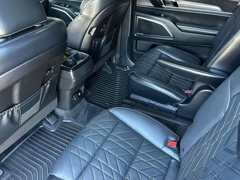 Used 2025 Kia Telluride SX Prestige X-Pro AWD/4WD image 14