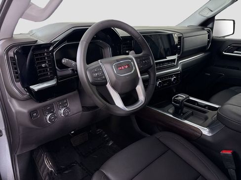 New 2026 GMC Sierra 1500 SLT w/ SLT Premium Package image 9