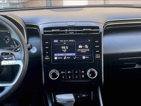 Used 2023 Hyundai Tucson SEL image 18