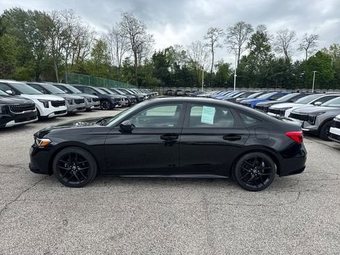 Used 2024 Honda Civic Sport image 2