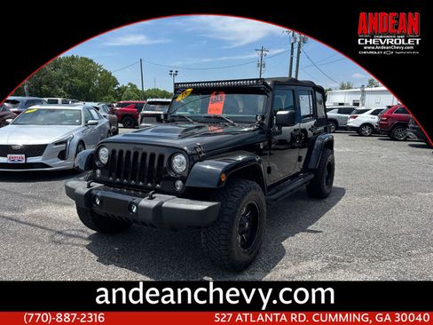 Used 2018 Jeep Wrangler Unlimited Sahara AWD/4WD image 1
