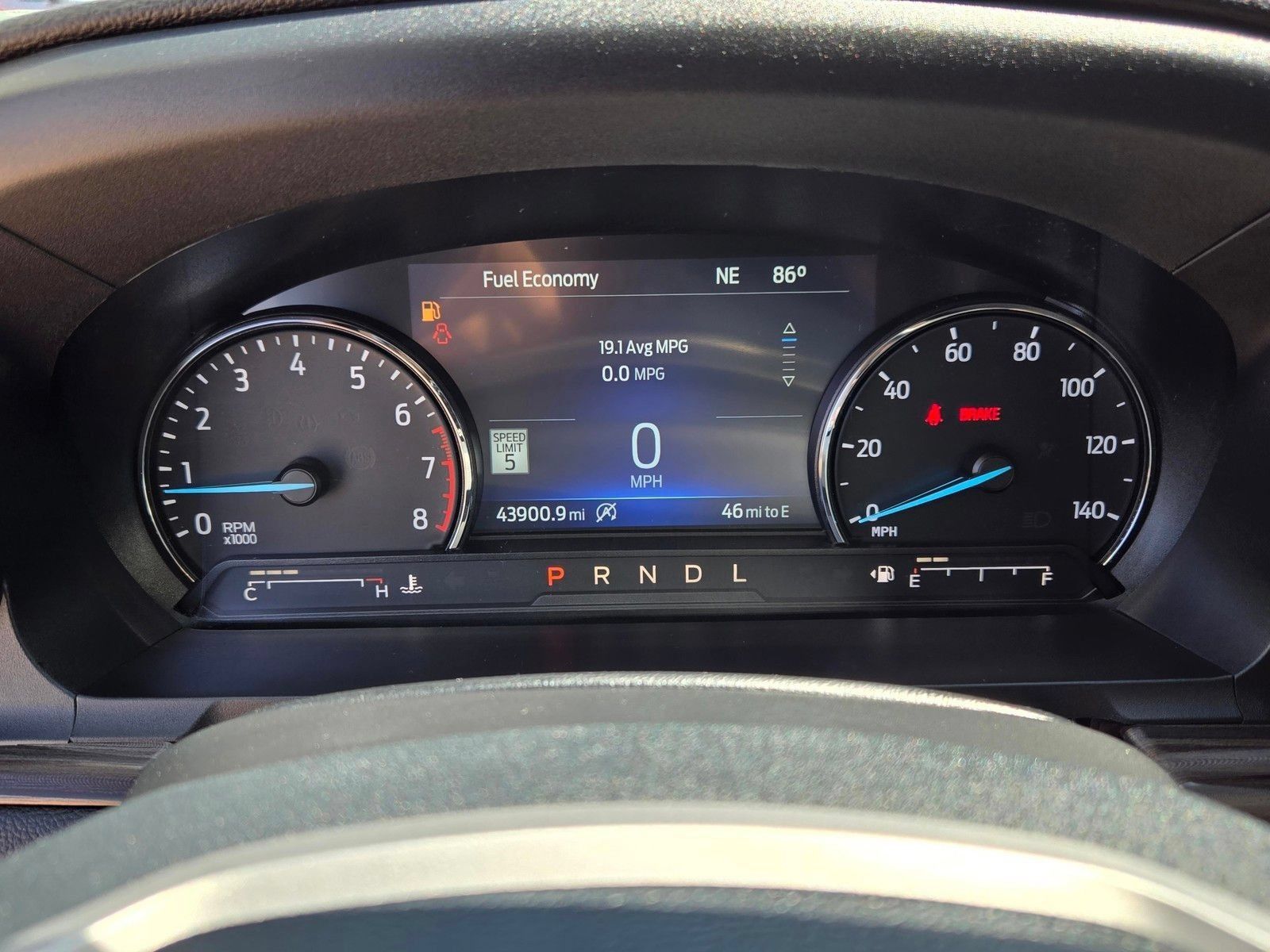 Used 2024 Ford Explorer Limited AWD/4WD image 21