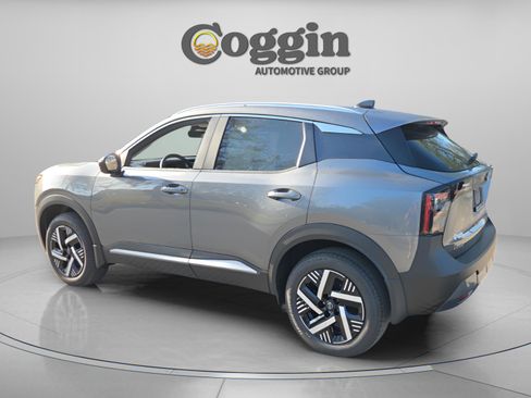 New 2026 Nissan Kicks SV FWD image 3
