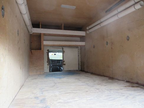 Used 2018 Chevrolet Express 3500 w/ Driver Convenience Package image 14