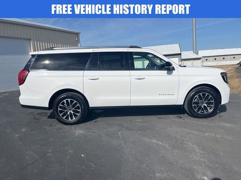 Used 2025 Ford Expedition Max Platinum image 3